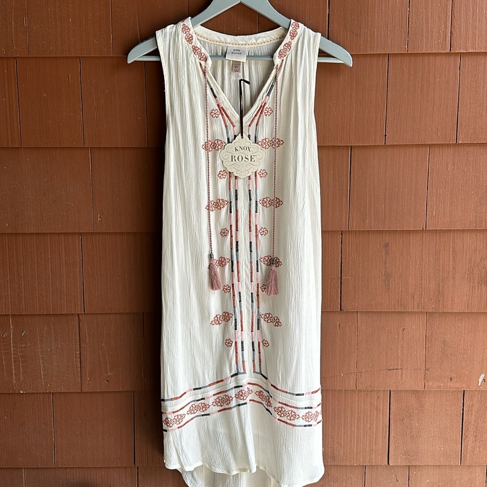Knox Rose White/Pink Embroidered Dress- Size XS